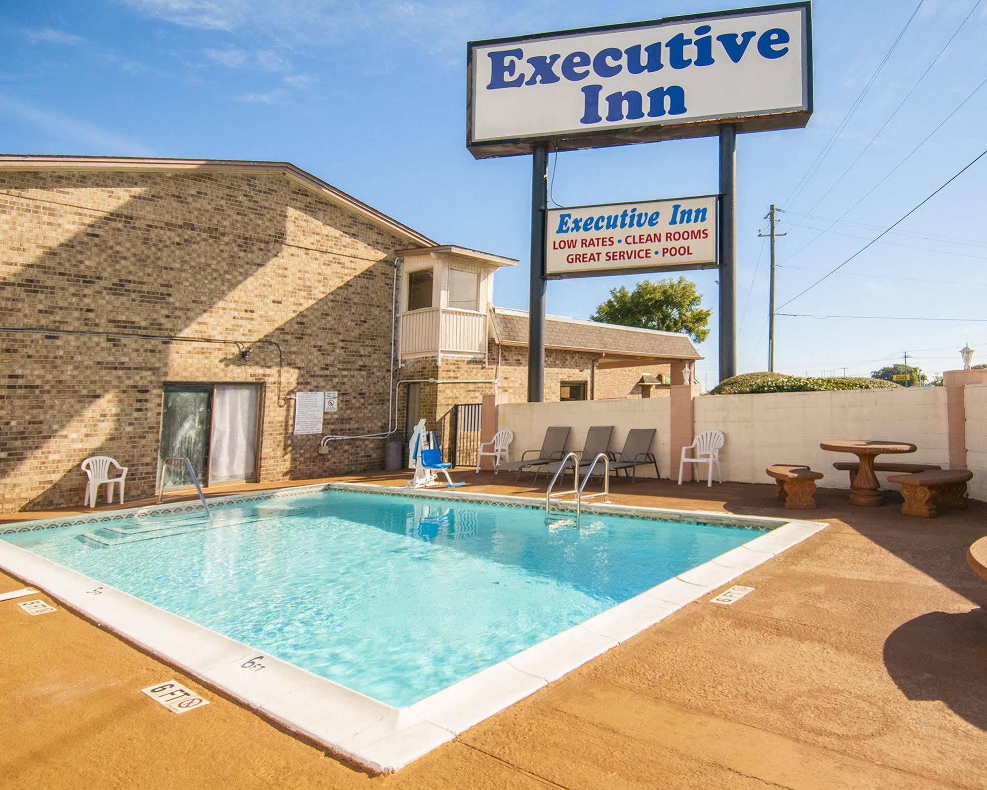 Executive Inn Ferry Pass Exteriér fotografie